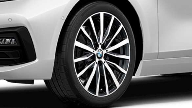 BMW1シリーズの特別限定モデル「118iファッショニスタ」が日本上陸