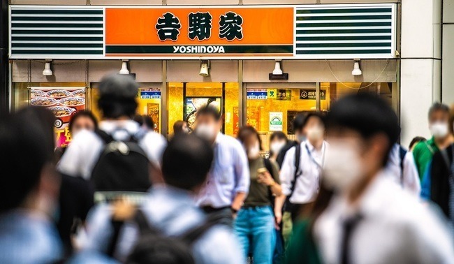 スシロー、吉野家への「迷惑行為」に断固たる措置の意義。外食テロの抑止力なるか