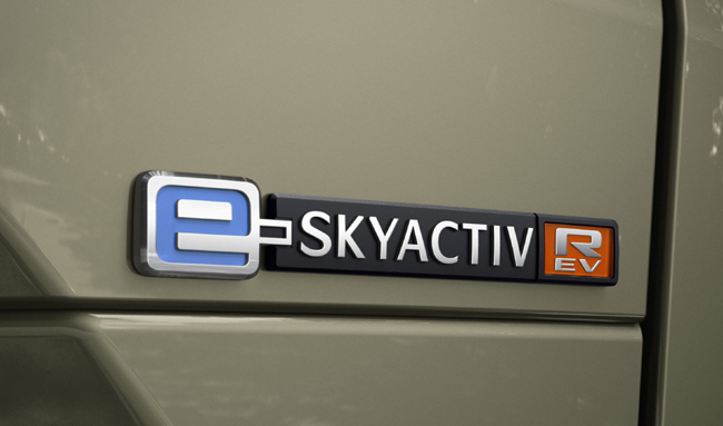マツダがロータリーエンジンを発電機として使用するPHEVモデル「MX-30 e-SKYACTIV R-EV」の量産を開始