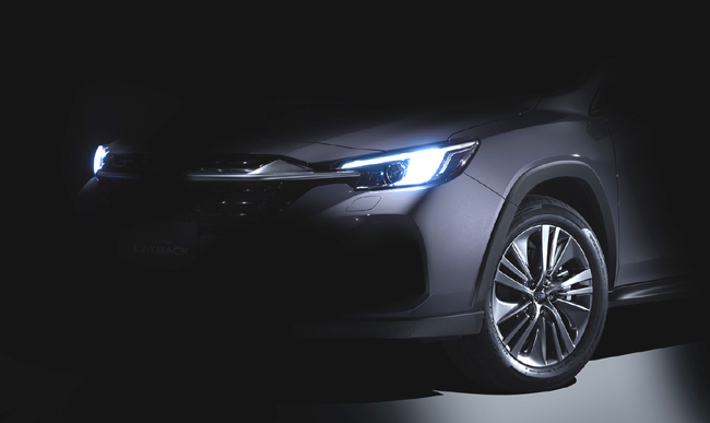 本年秋の発表を予定するSUBARUレヴォーグのSUVバージョンのティザー画像が公開