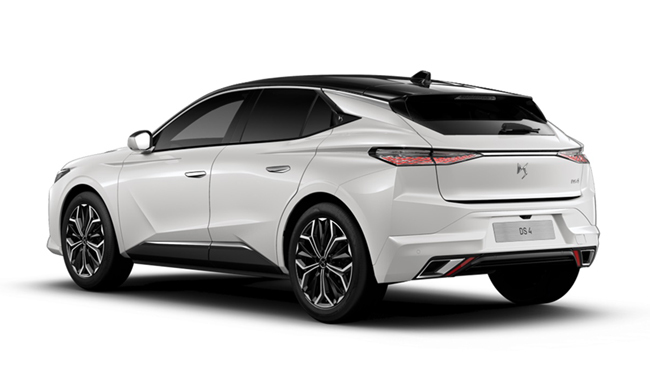 DSブランドのCセグメントモデルのDS4にラグジュアリーグレードの「OPERA」を設定