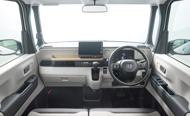 今秋の発売を予定している新型ホンダN-BOXが専用サイトにて先行公開
