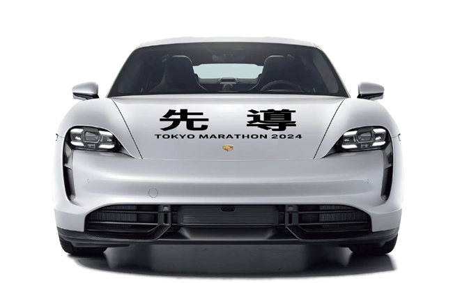 東京マラソン2024のオフィシャルカーとなるポルシェ・タイカンのラッピングビジュアルが公開