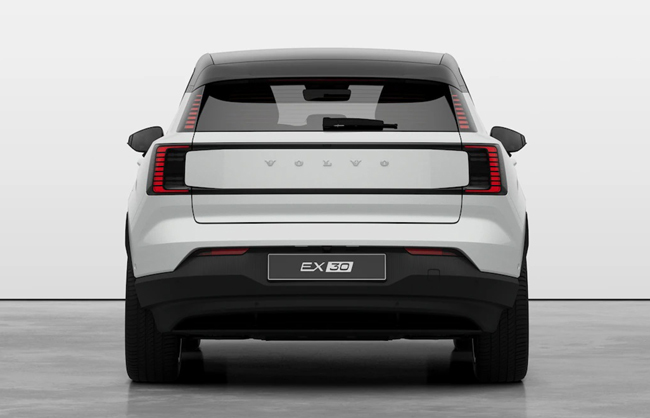 ボルボ初のコンパクト電動プレミアムSUV「EX30」が日本上陸