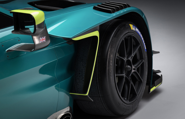 最新のレギュレーションに適合させたうえで大幅進化を果たしたアストンマーティン・ヴァンテージGT3が登場