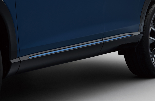 ホンダ・ヴェゼルがマイナーチェンジ。e:HEV Xにアウトドア志向の「HuNTパッケージ」を、e:HEV Zにスタイリッシュな「PLaYパッケージ」を新設定