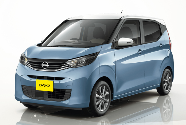日産デイズが新しいデジタル・Vモーションのフロントグリルを纏って市場デビュー