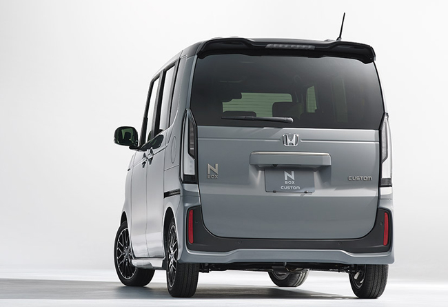 今秋の発売を予定している新型ホンダN-BOXが専用サイトにて先行公開