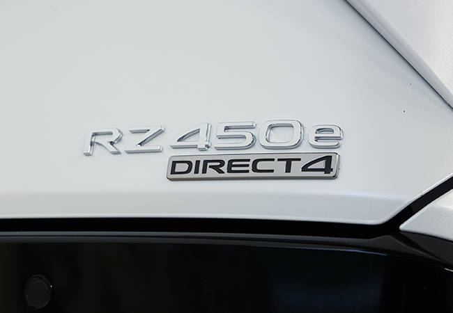 【最新モデル試乗】そろそろBEVと考えさせるレクサスの本気モデル、RZ450eFスポーツパフォーマンスと300eに乗った！