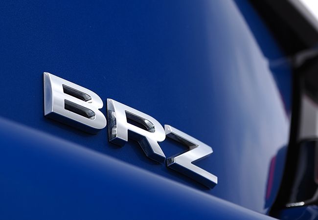 GR86より大人っぽいと評判。究極のFRを目指したSUBARU・BRZの完成度