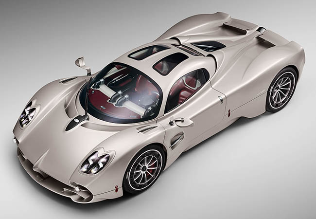 【最新スーパースポーツ分析】世界限定99台。イタリアの「走る宝石」。パガーニ・ウトピアのハイパーパフォーマンス！