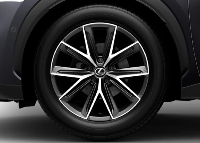 レクサスが新型コンパクトクロスオーバーSUV「LBX」の注文受付を開始。発売は12月下旬を予定