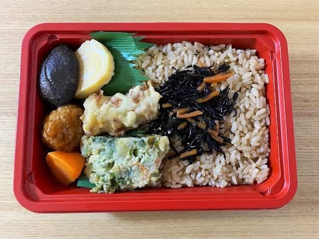 50万食の大ヒット「ウインナー弁当」に続く、“おかずは1つだけ弁当” 第2弾！「ミートボール弁当」11月10日（水）全店で発売