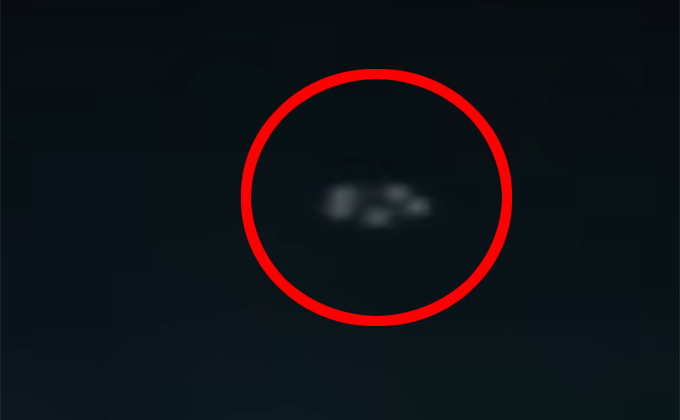 回転飛行する「UFO映像」が撮影される! 専門家「ドローンにしては速すぎる」
