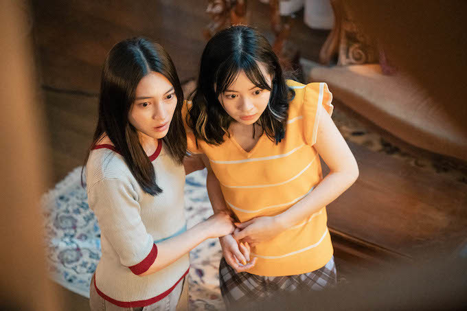 超セカイ系映画『Love Will Tear Us Apart』が描く“血と狂気”のラブストーリー! 「傘の中に知らないおばさんが…」宇賀那健一監督インタビュー