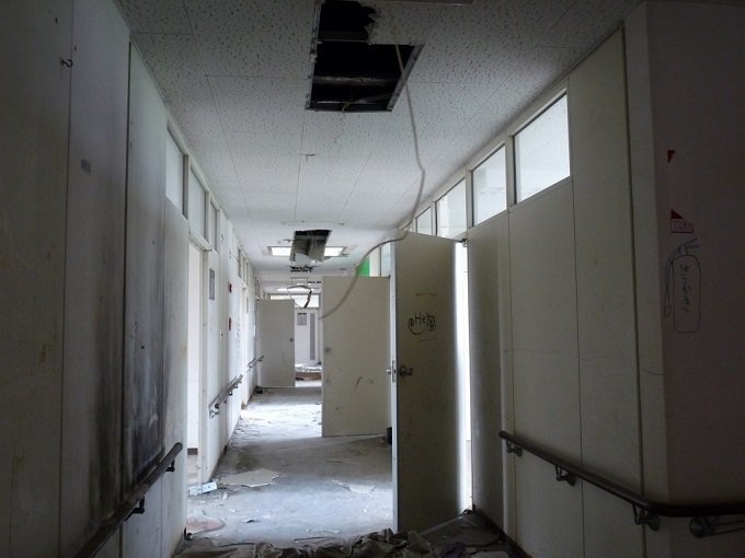 心霊スポットの危険トラップ7! 奈落の底に落下、致命的な細菌感染… 肝試しに行く前に