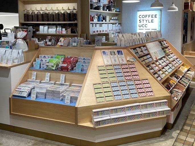 大人気のディズニープリンセスセレクションから、「アリエル」の心の強さと恋心を表現したアイス用ドリップコーヒー2種が5月26日新発売