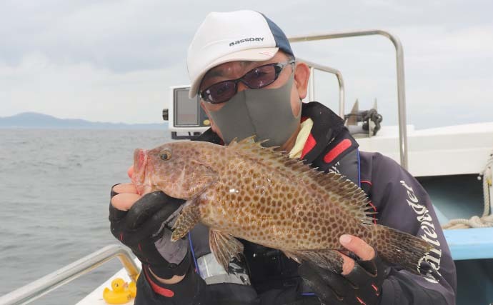 SLJシーズン到来　大サバ連打に本命イサキも手中【愛知・隆盛丸】