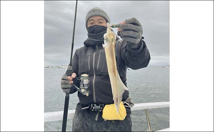 イカメタル釣行でヤリイカ2ケタ　繊細なアタリ掛ける釣趣を堪能