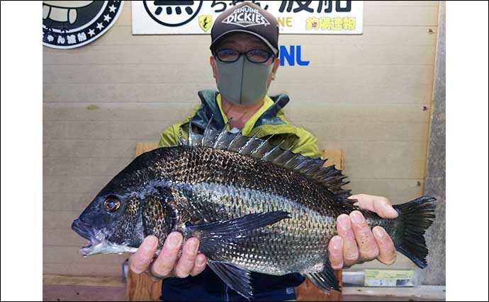 【三重県】カカリ釣り&海上釣り堀最新釣果　筏でマダイにクロダイ好調