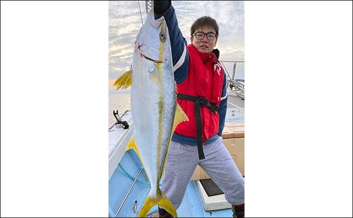 【響灘】沖釣り最新釣果　夜焚きイカはシーズン前で数伸びずも良型中心