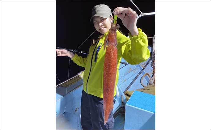 【玄界灘】夜焚きイカ最新釣果　イカメタル・胴突きともに良型揃い