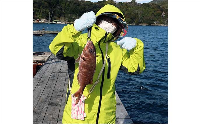 海上釣り堀でマダイ好捕　少年アングラーはヒラマサ＆カンパチ手中