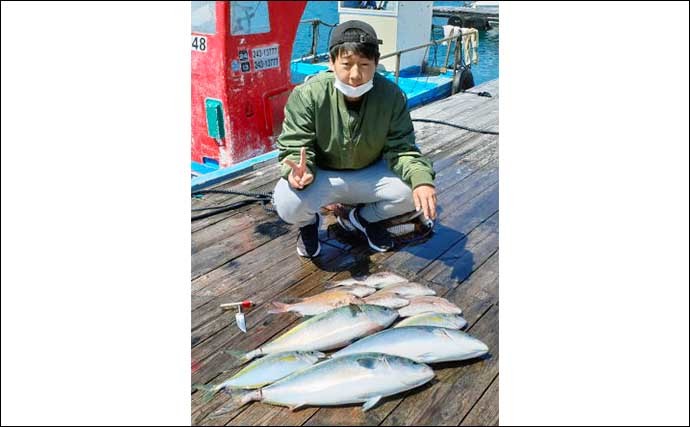 【三重】イカダ＆海上釣り堀最新釣果　カカリ釣りで大型クロダイ好調