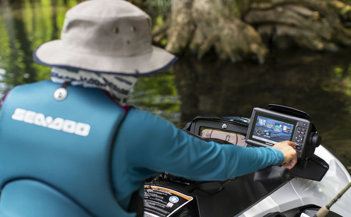 釣り専用水上バイク「Sea-Doo FISH PRO」で岡田万里奈がサワラ快釣