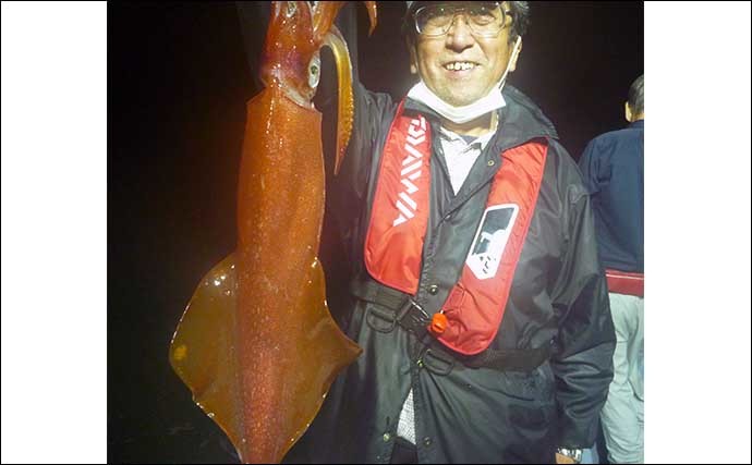 【玄界灘】夜焚きイカの最新釣果　良型顔出しで今後の夏シーズンに期待