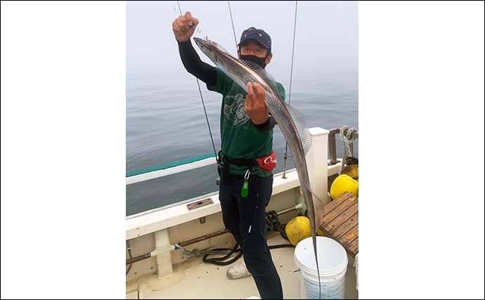 【2021宮城】シーズン突入の夏タチウオ入門：魚サイズ別の取り込み方