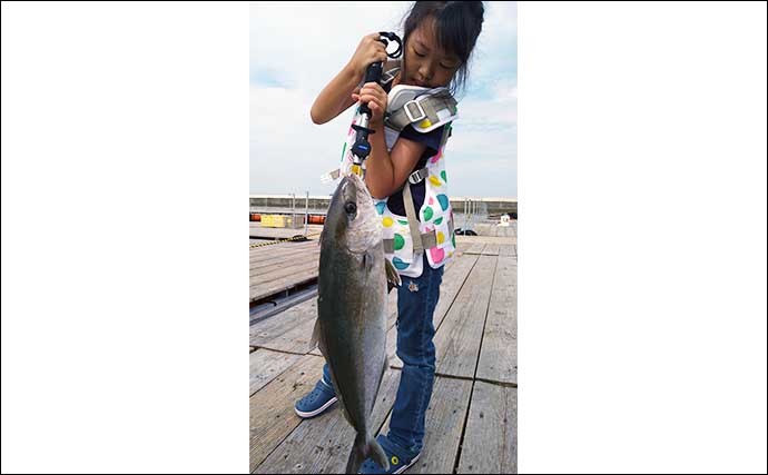 子供と一緒に海上釣り堀を満喫　マダイにカンパチにシマアジと満足釣果