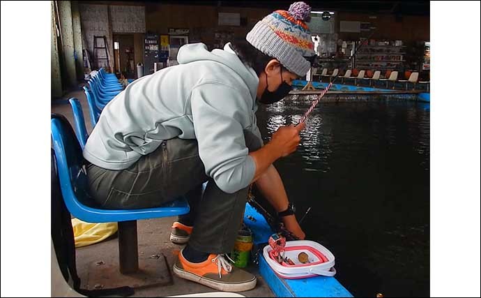 キンギョ釣り堀で本命206尾　「浮いているサカナは狙わない」が鉄則？