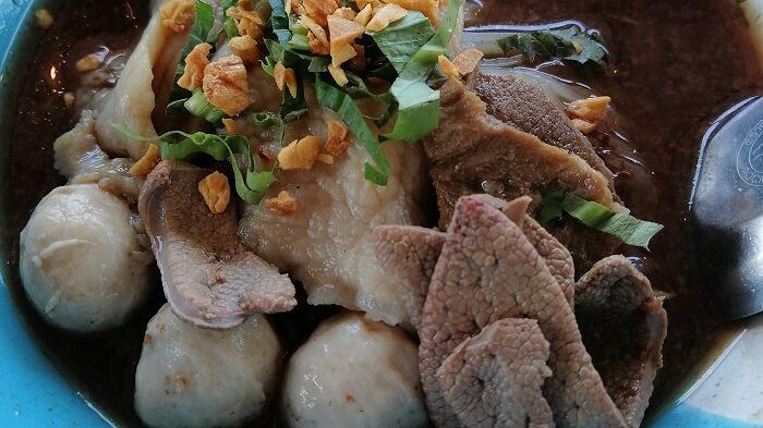 安全でリーズナブル!タイ料理の楽園「フードコート徹底ガイド」