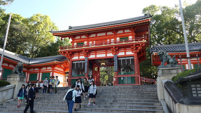 【京都】八坂神社を徹底レポート！ ご利益・アクセス・見どころ・御朱印などをご紹介