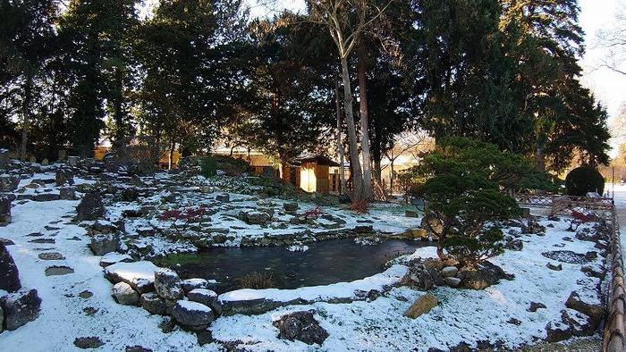 世界遺産をのんびりお散歩。雪のシェーンブルン宮殿を満喫しよう！