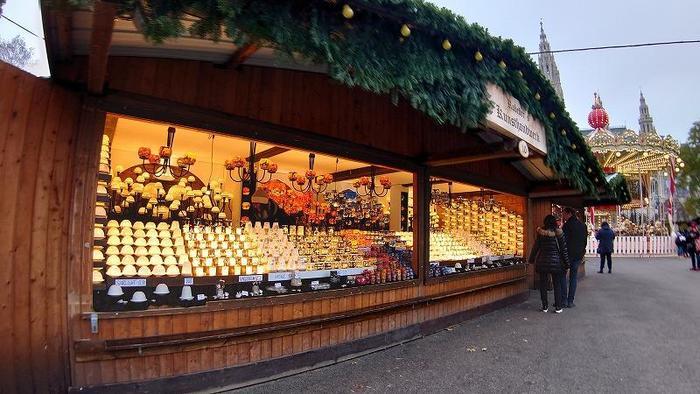 新しくなった「ウィーン市庁舎前広場クリスマスマーケット」