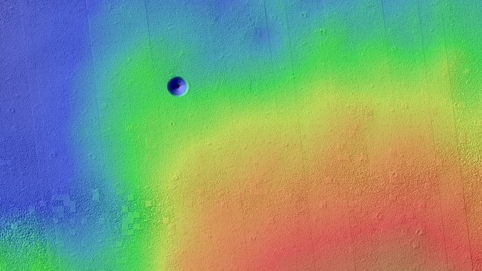 なにこれ?火星にぽっかり空いた謎の「穴」の画像をNASAが公開