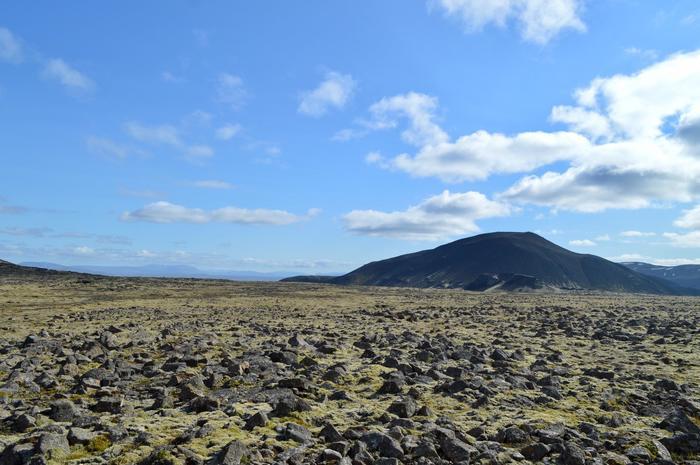【アイスランド】超絶景！火山の内部を探検する特別体験「インサイド・ザ・ボルケーノ」！！