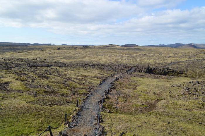 【アイスランド】超絶景！火山の内部を探検する特別体験「インサイド・ザ・ボルケーノ」！！