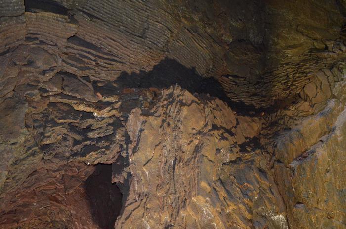 【アイスランド】超絶景！火山の内部を探検する特別体験「インサイド・ザ・ボルケーノ」！！