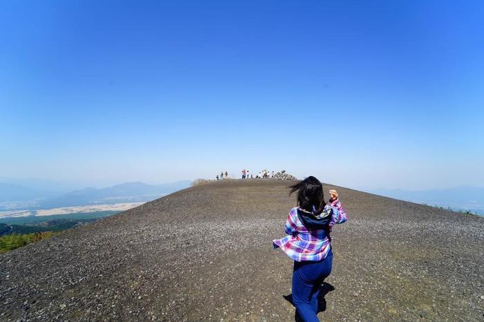 【日帰り登山】富士山の魅力　須走「まぼろしの滝」と「小富士」散策の眺望