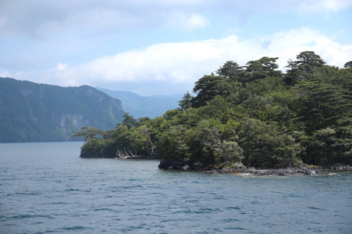 【四季と宿をめぐる旅】青森県〜星野リゾート　奥入瀬渓流ホテルと生命力溢れる渓流〜