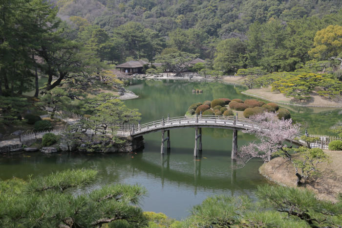 離島にグルメに観光に...。香川県高松市で一人旅をしてみた