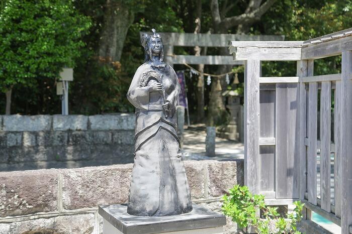 日本書紀の舞台。日本最古の神社、花の窟神社を訪れてみた