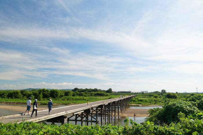 Hv_koud気分は時代劇！京都八幡の上津屋橋こと流れ橋で夕暮れを撮るu12-thumb-700x466-232184.jpg