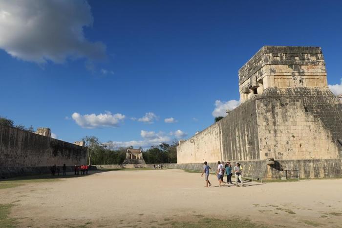 圧倒されるマヤ文明の遺跡！メキシコ「チチェン・イッツァ」