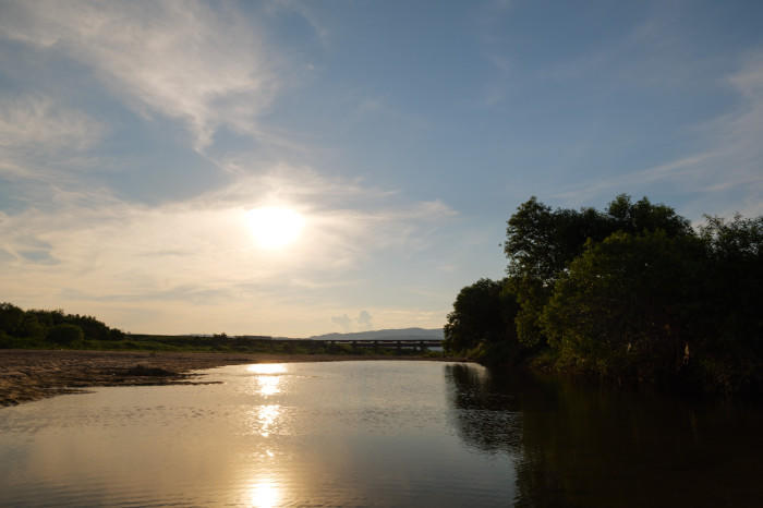 Hv_kou気分は時代劇！京都八幡の上津屋橋こと流れ橋で夕暮れを撮るu16-thumb-700x466-232181.jpg