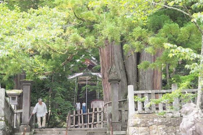 戸隠キャンプ場の魅力を徹底レポート！ 近場で温泉や登山も楽しめます！