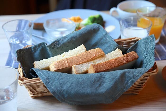 【四季と宿をめぐる旅】北海道〜ペンション トムテ ルムと丘の風景〜